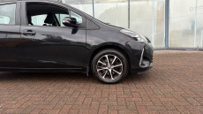 Toyota Yaris 1.5 VVT-i Icon Tech 5dr Petrol Hatchback